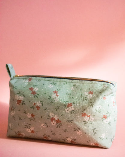 Artist Pouch - Vintage Green - Handmade by SimplyMomDesign